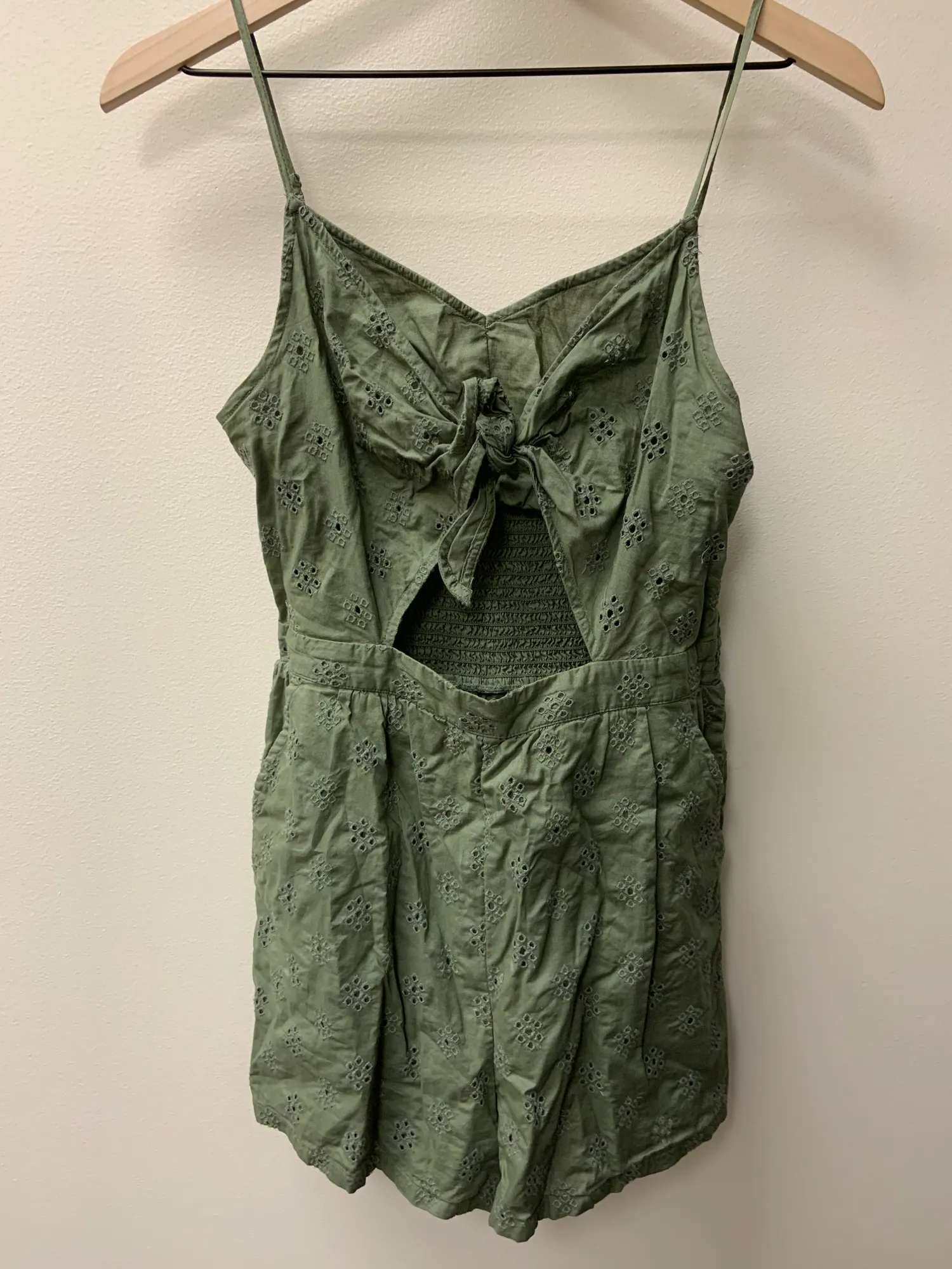 Aerie Romper Size Small