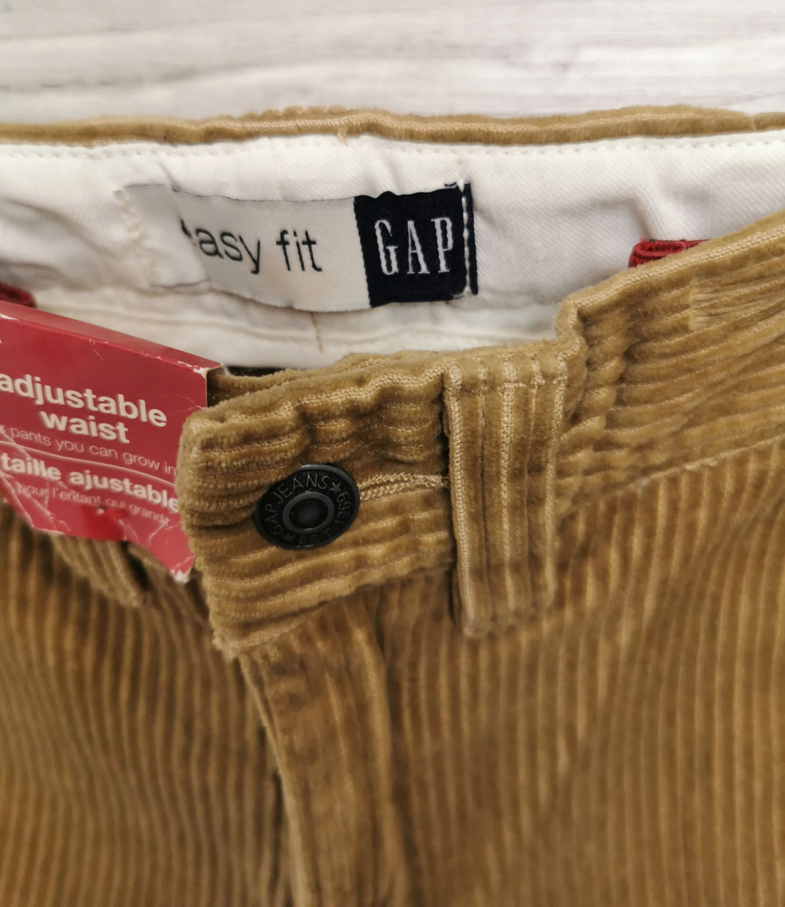 BOY SIZE 6 YEARS SLIM - GAP Kids, Easy fit, Thick Cordory Pants, Brown NWT B17