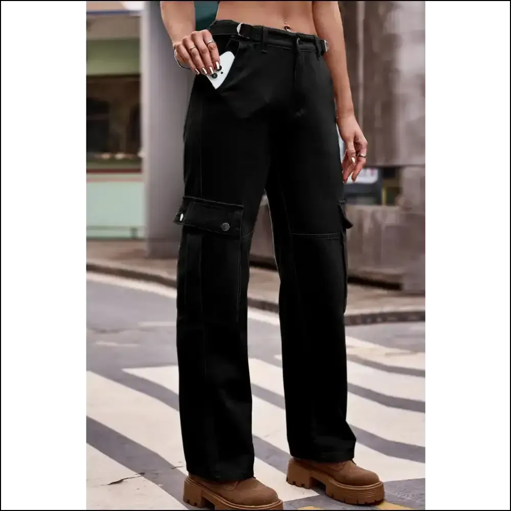 Buttoned Loose Fit Jeans: Because Life's too Short for Tight Pants