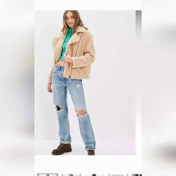 Cozy Teddy Jacket‎ - Chic Layering Piece