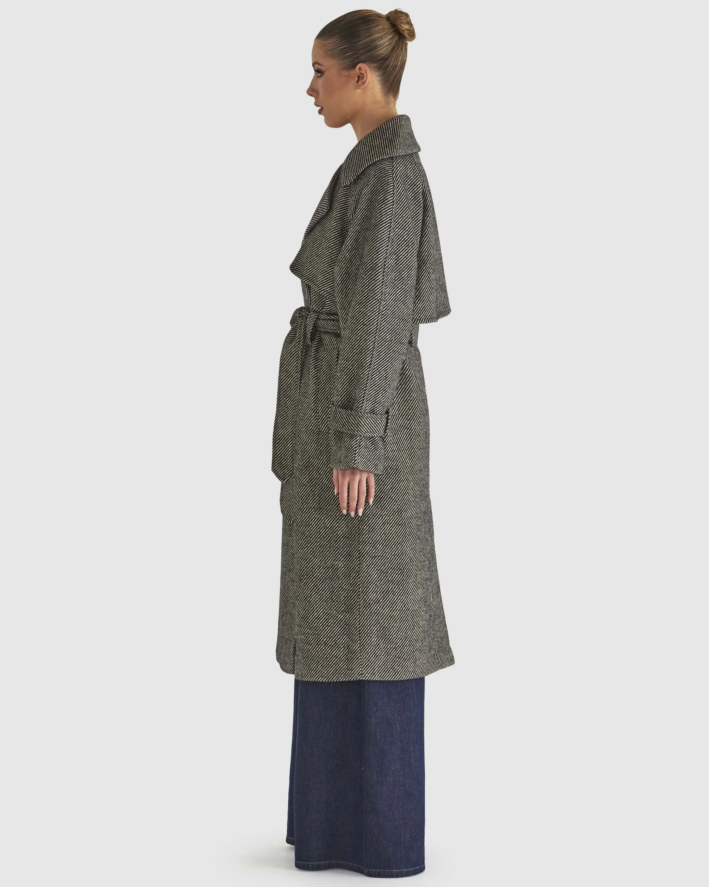 Fate   Becker Charmer Trench Coat - Black/Cream