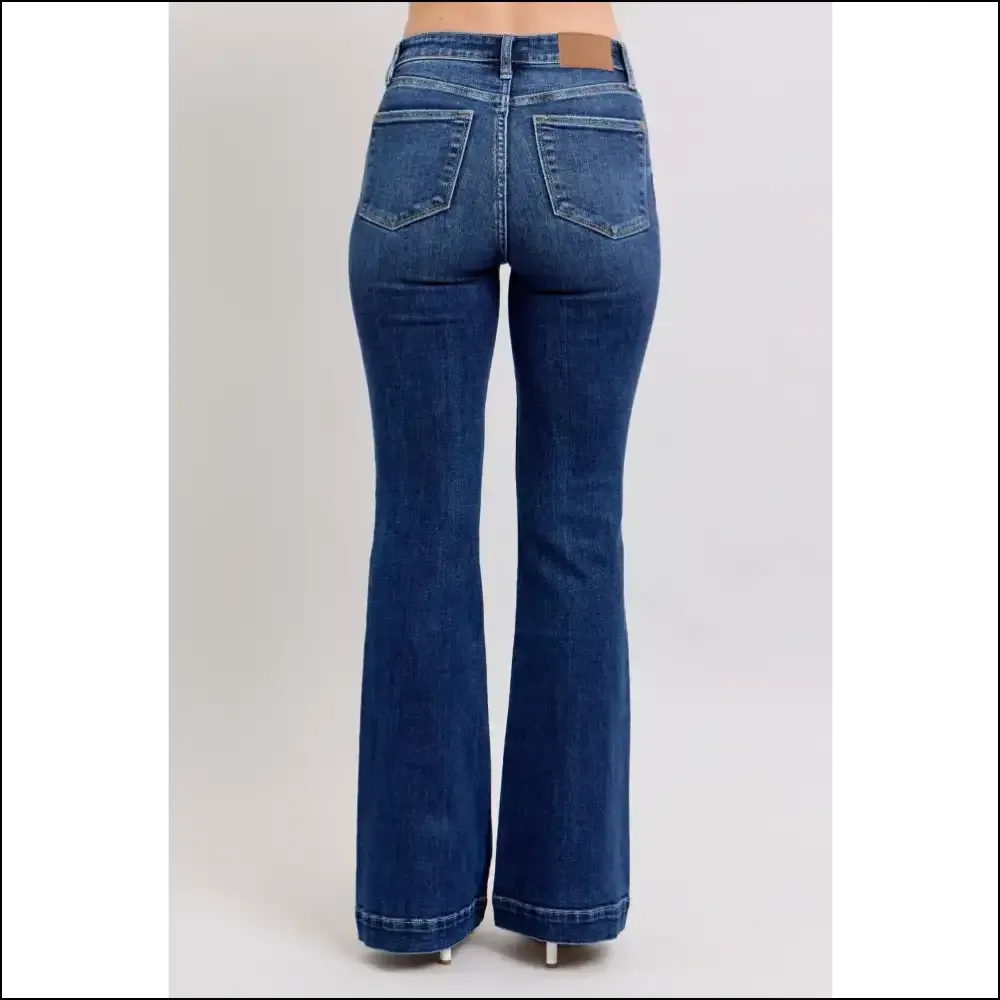 Flare it Up: Judy Blue High Rise Flare Jeans for Friendship Goals! 😄👖