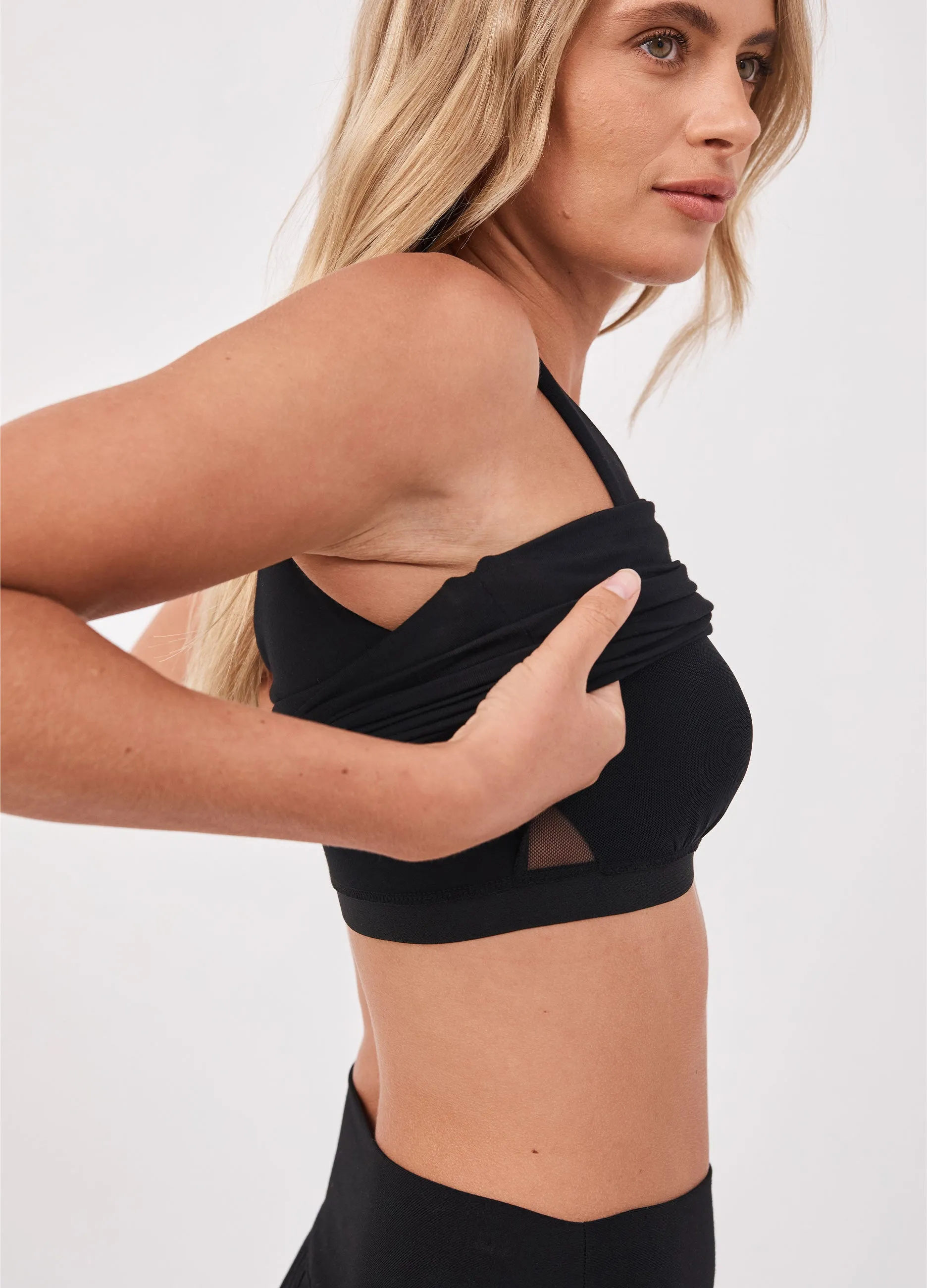 Flow Tank - Black