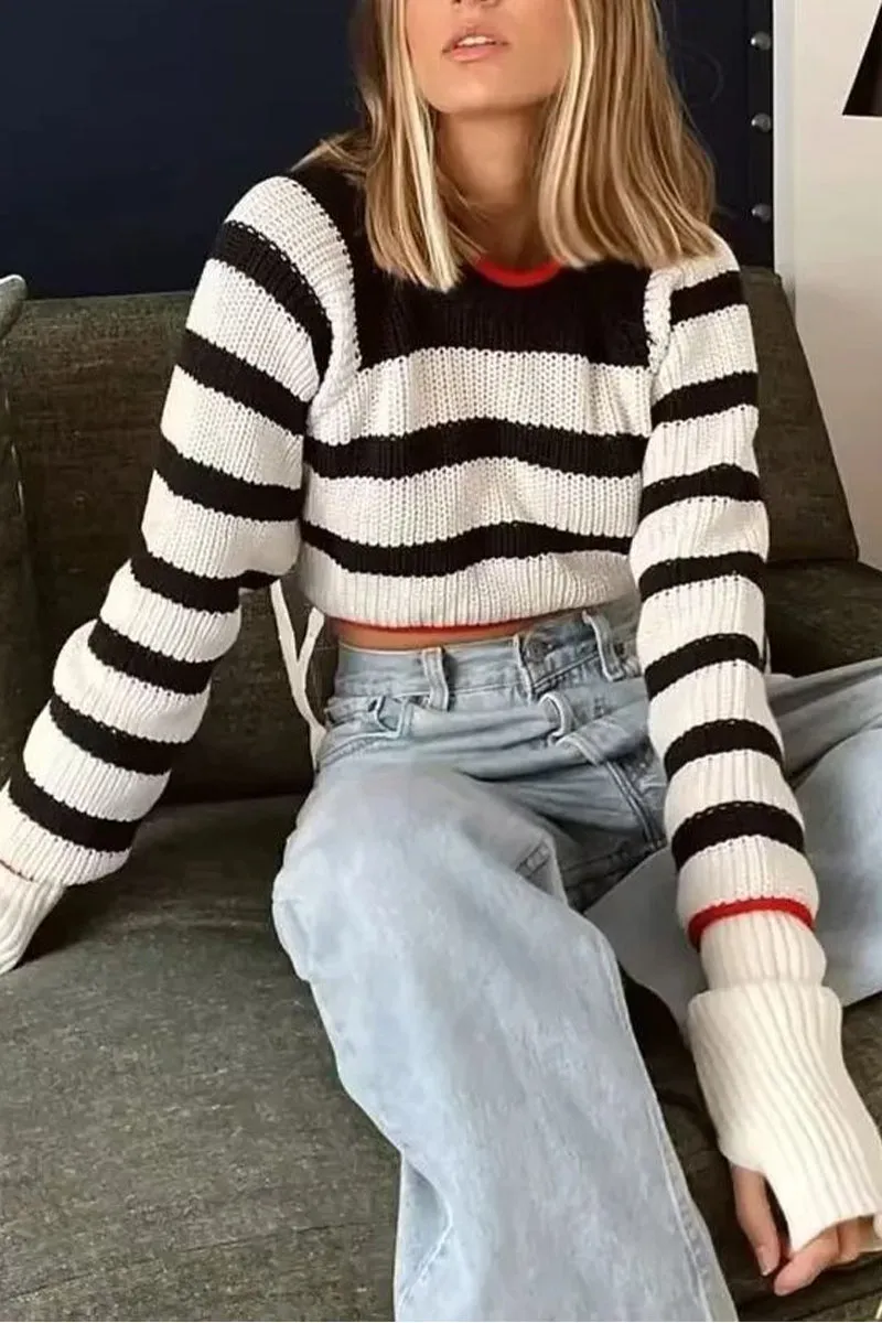 HWR1053 Striped Knit Crop Sweater