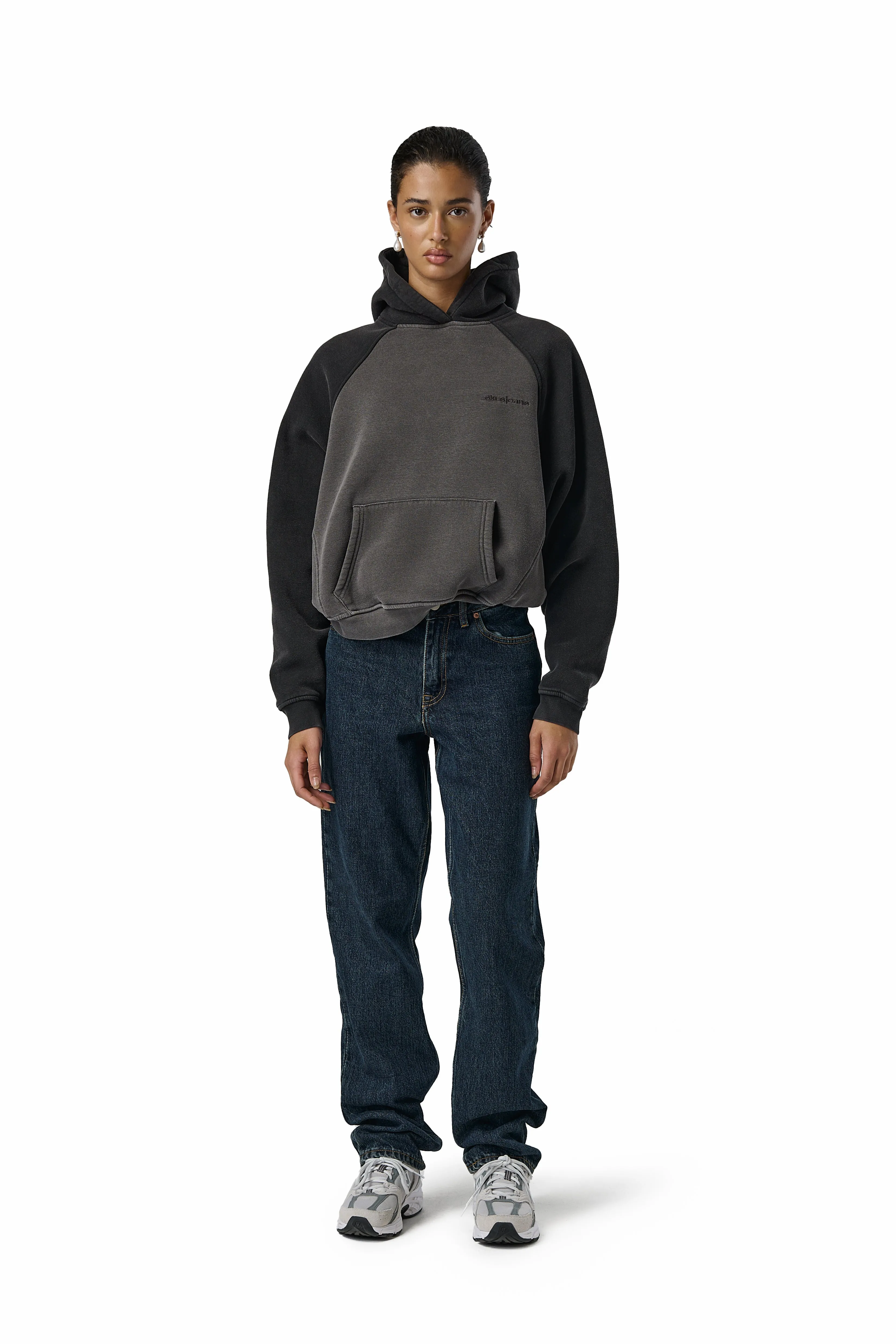 International Raglan Hoodie in Cinder Wash