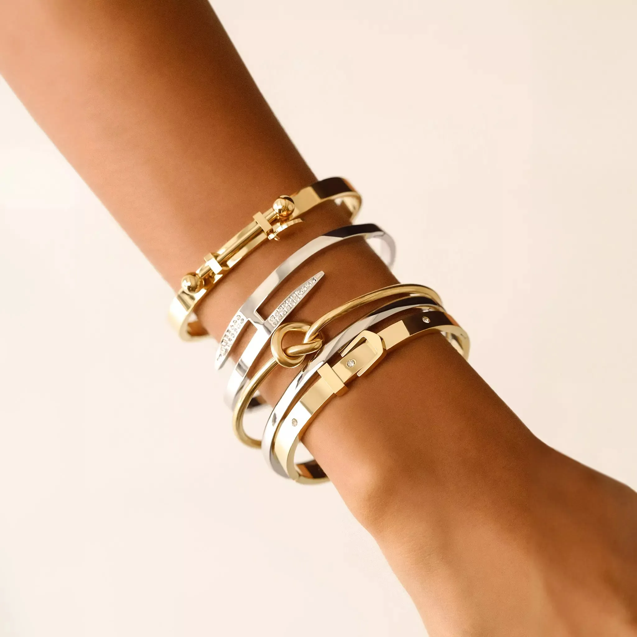 KHANTI BRACELET STACK