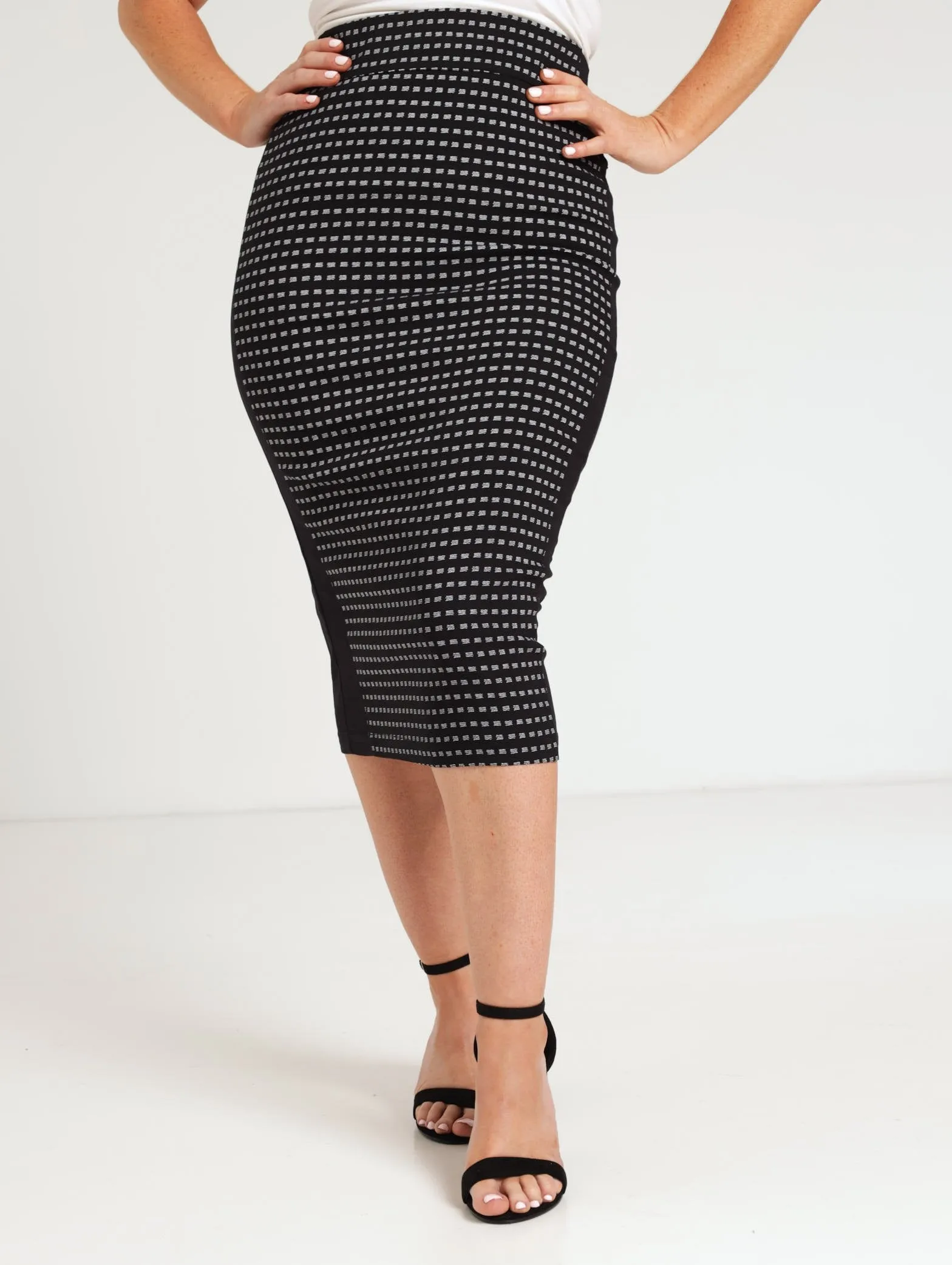 Ladies Printed Skirt With Plain Inset - Black