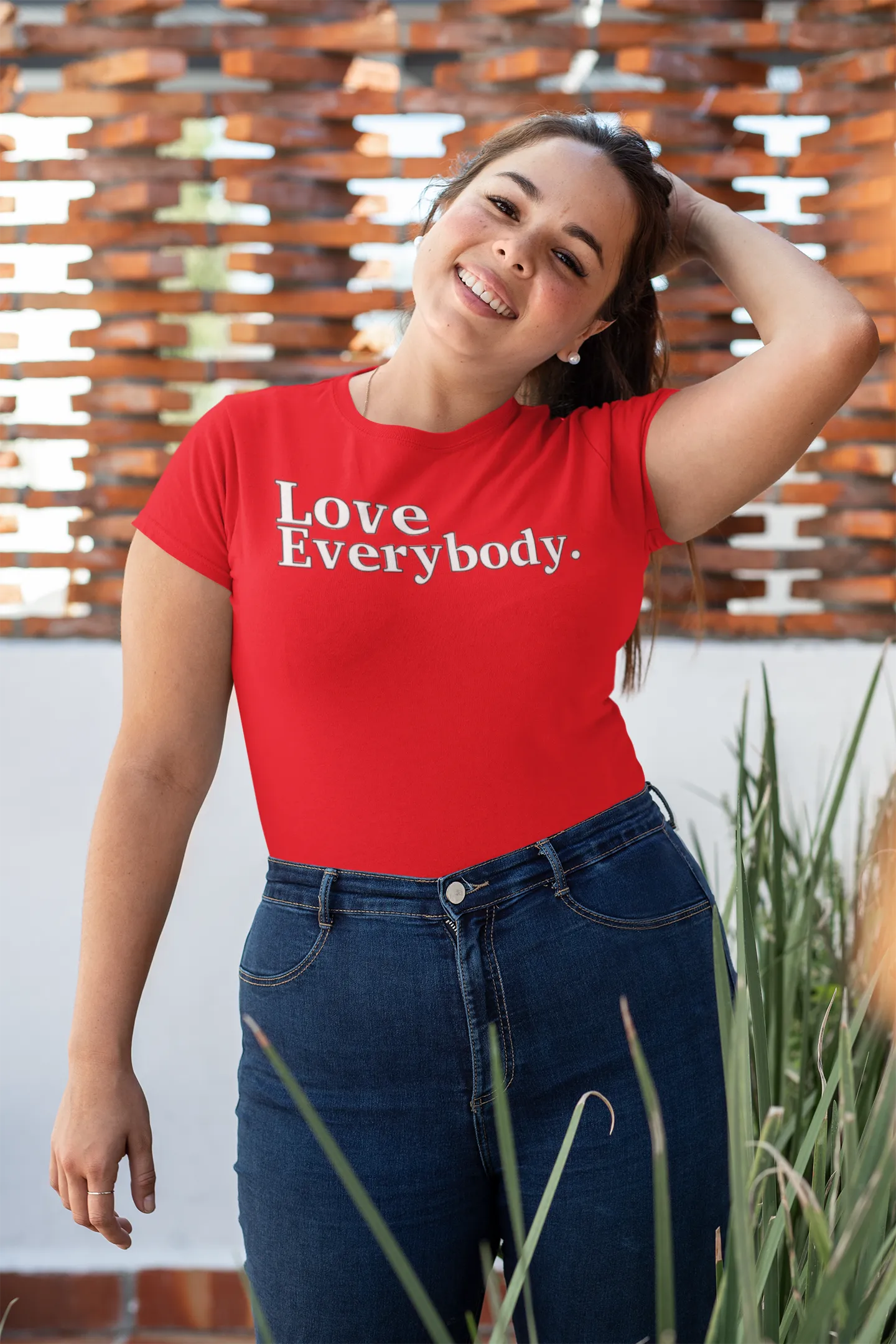 Love Everybody T-shirt