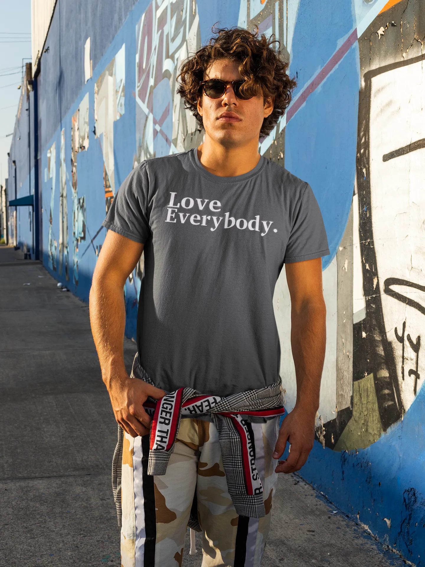Love Everybody T-shirt
