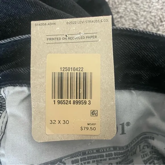 NWT Levi's 501 Original Fit Jeans Black Distressed Jeans Size 32