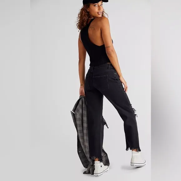 NWT We the Free Maggie Mid rise straight leg jeans