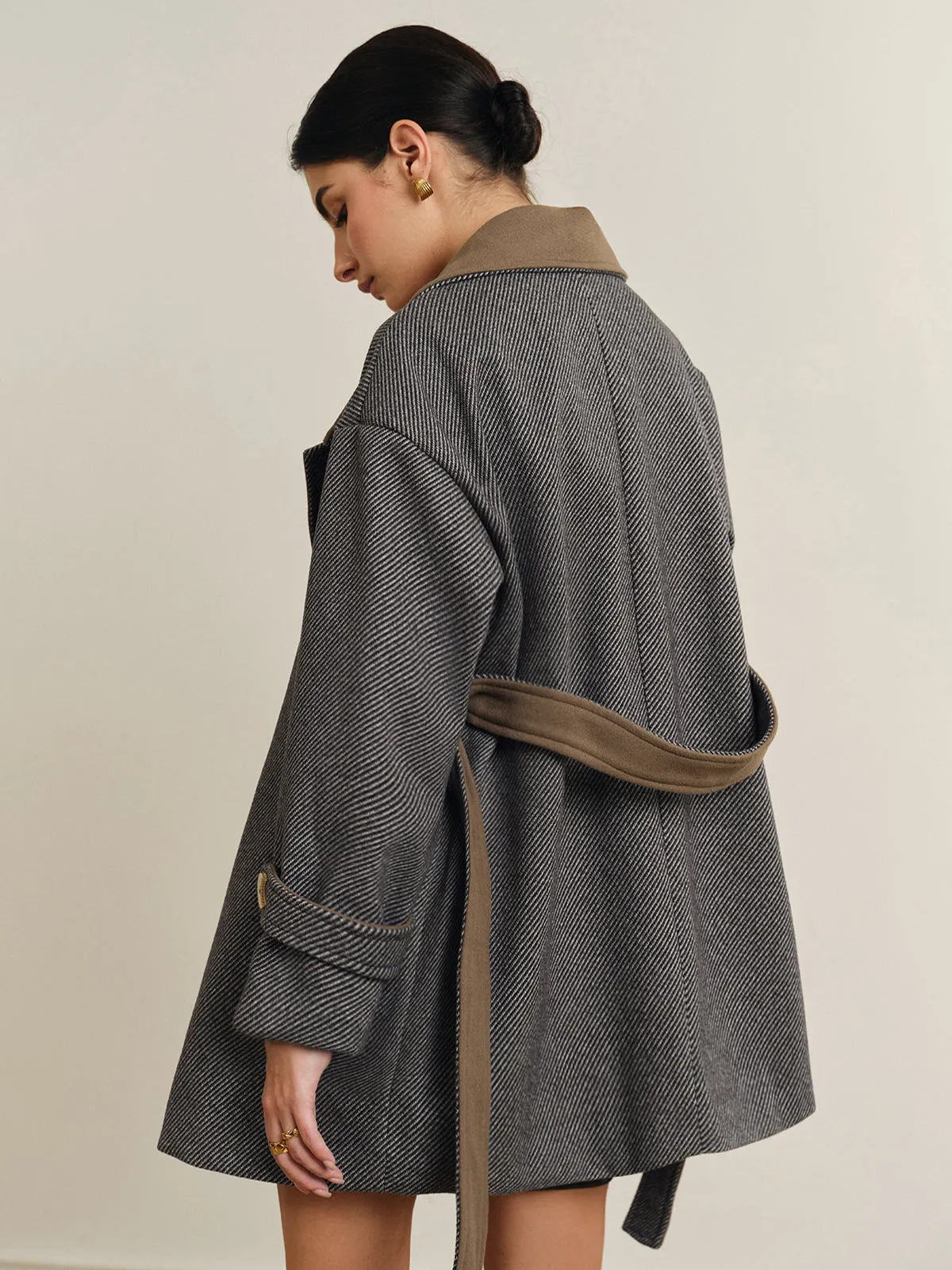 Oversized Contrast Collar Belted Wool Coat