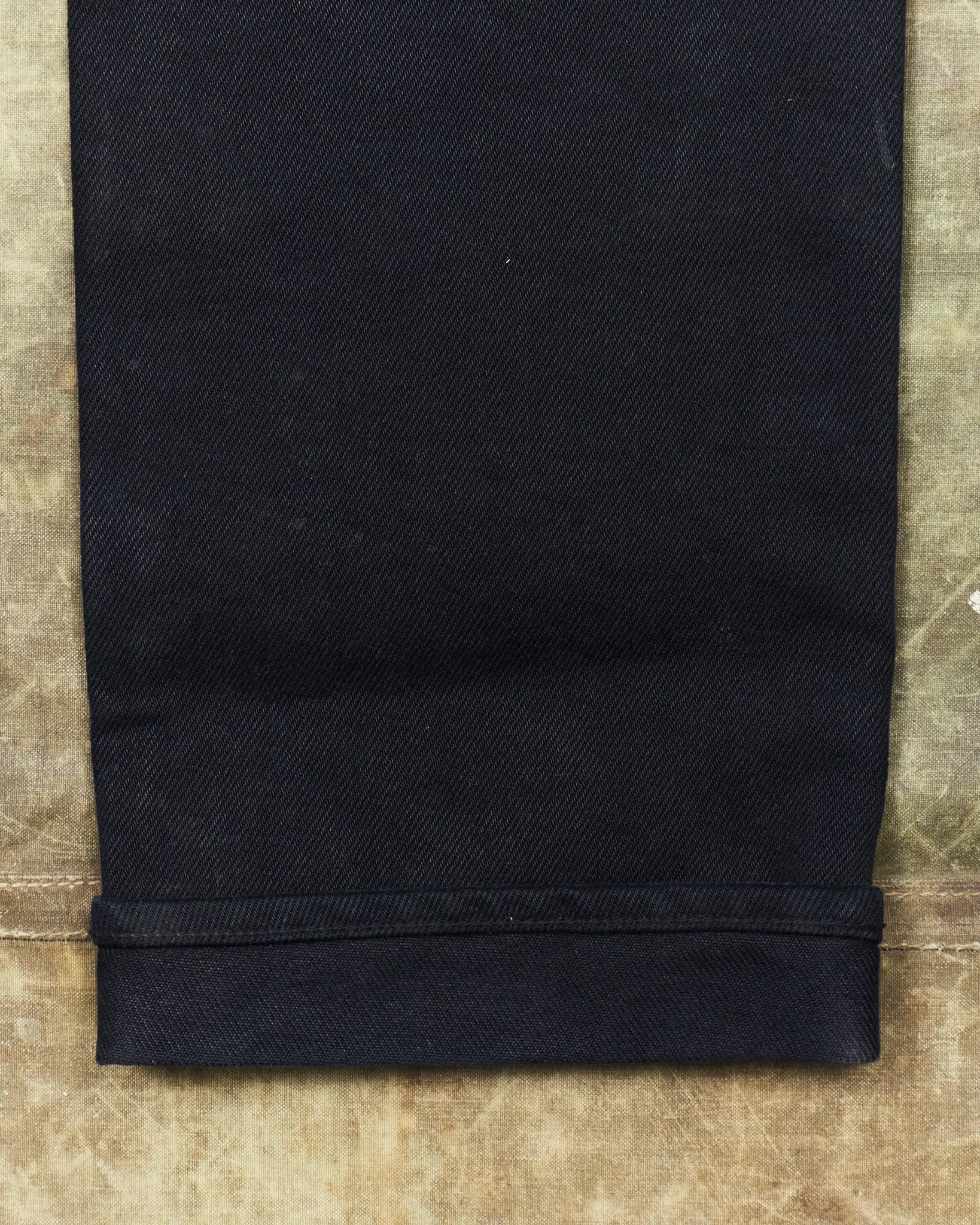 Second Hand Iron Heart 21oz Black Jeans W34
