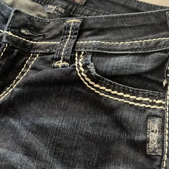 Silver Jeans Frances sz27 x 31 thick stitch flare low/mid rise dark wash EUC