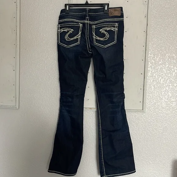 Silver Jeans Frances sz27 x 31 thick stitch flare low/mid rise dark wash EUC