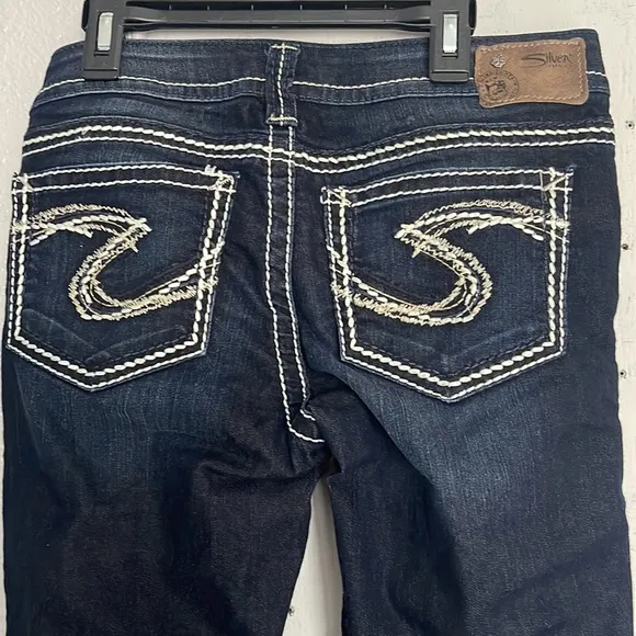 Silver Jeans Frances sz27 x 31 thick stitch flare low/mid rise dark wash EUC