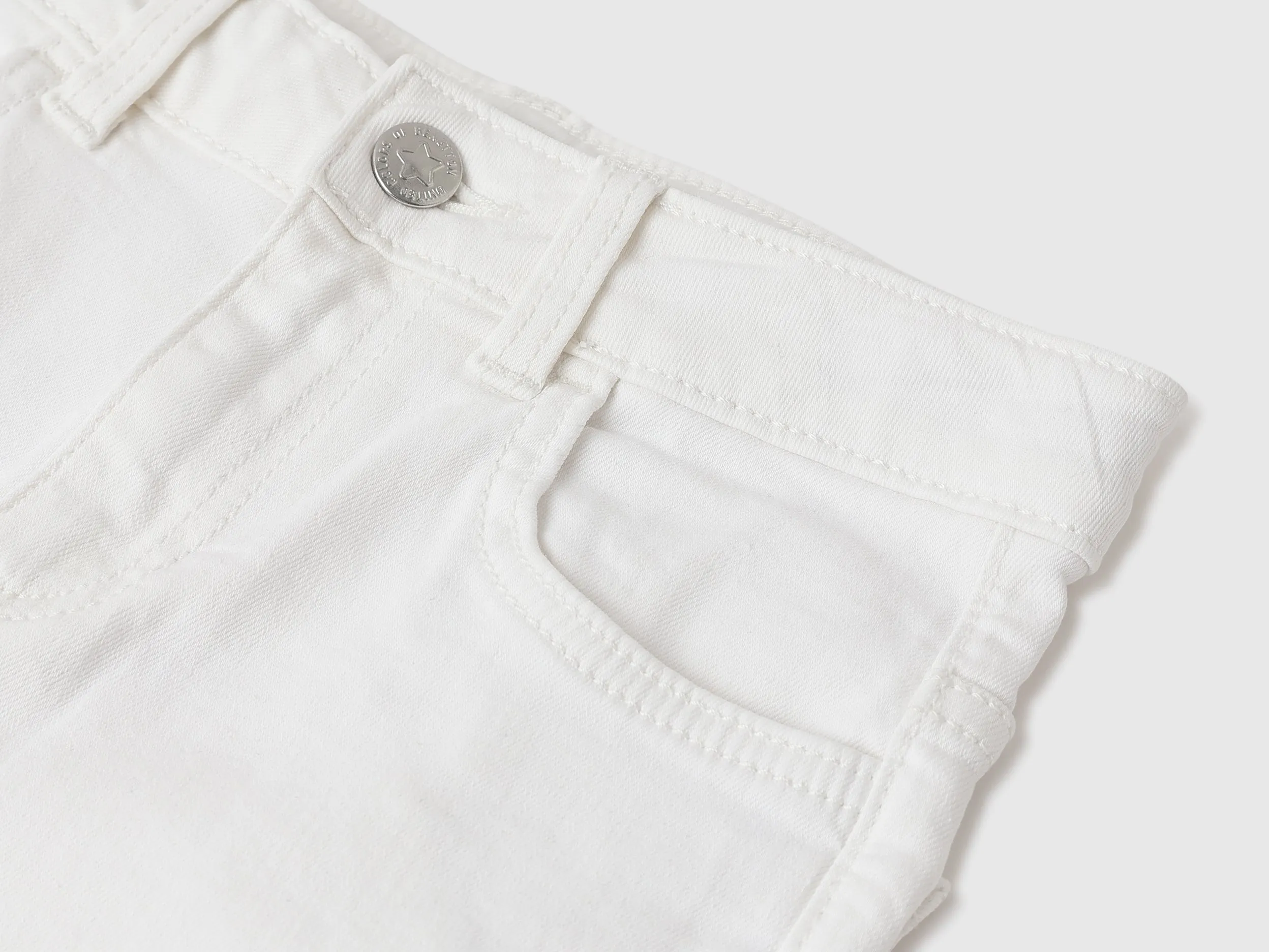 Solid Boot-Leg Fit Jeans