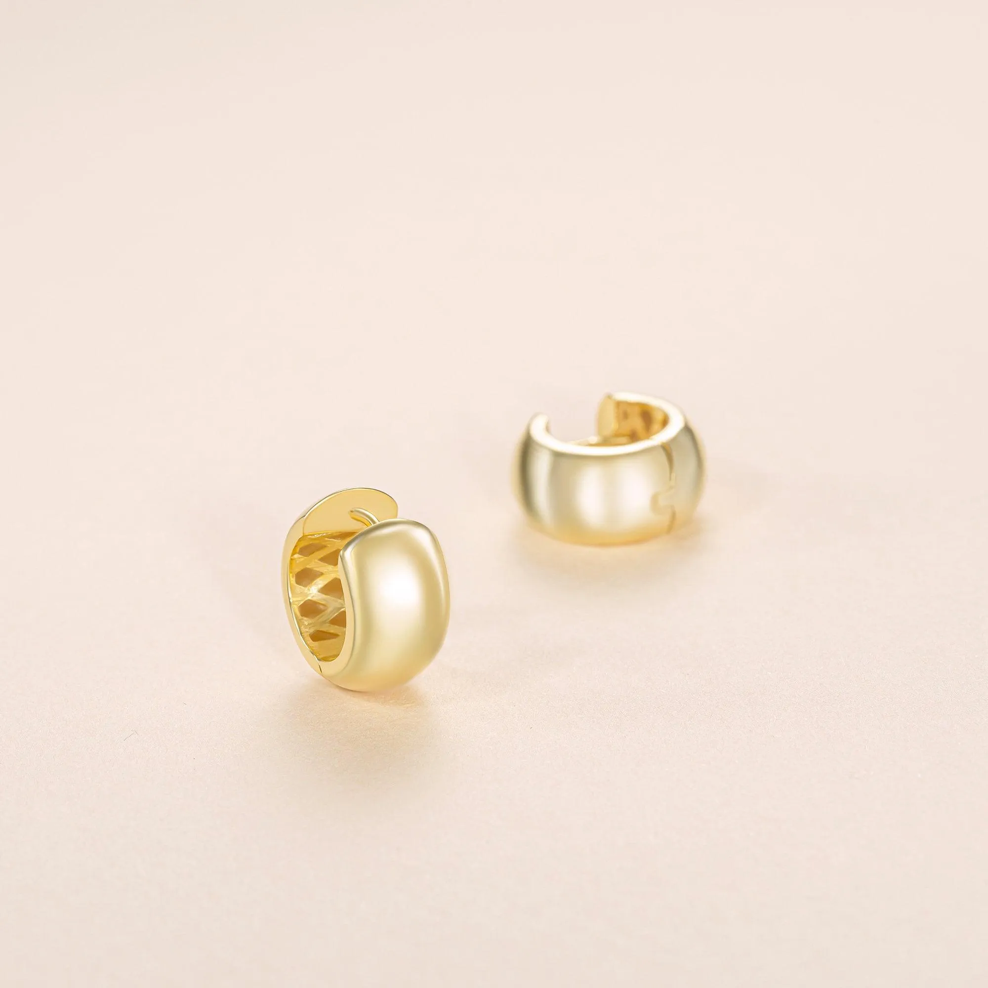 Thick Hinged Huggie Earrings - 18K Gold Vermeil