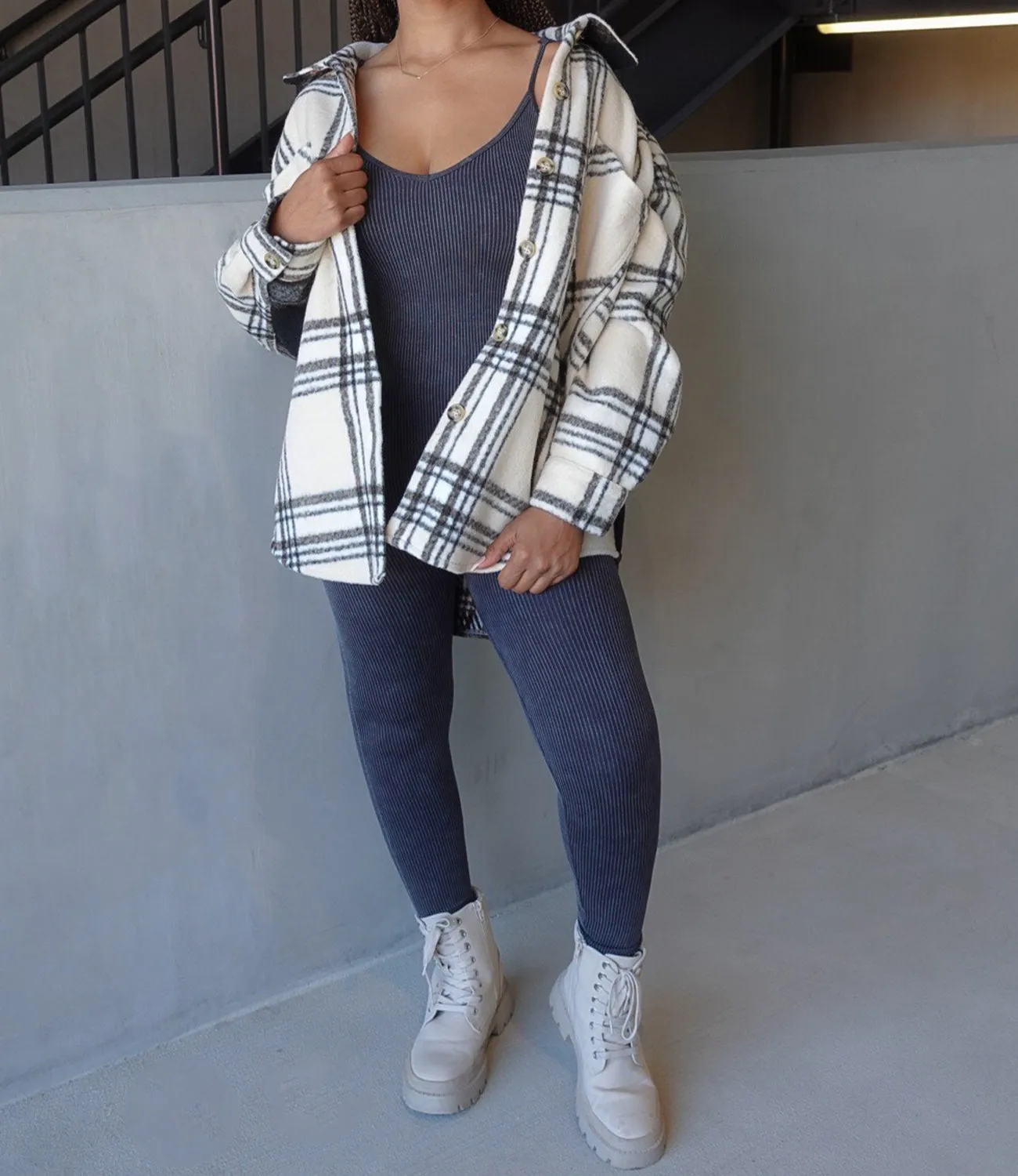 Two Sides Shacket(Ivory/Charcoal)