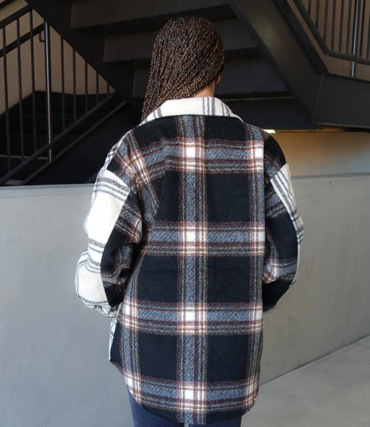 Two Sides Shacket(Ivory/Charcoal)