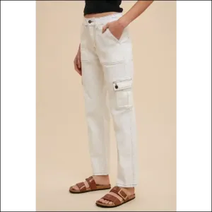 Unleash your Inner Boss Babe in Annie Wear Chic Straight Leg Cargo Jeans! 💥😂