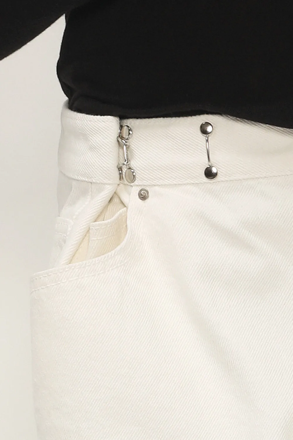 Vera Slash Cutout Jeans
