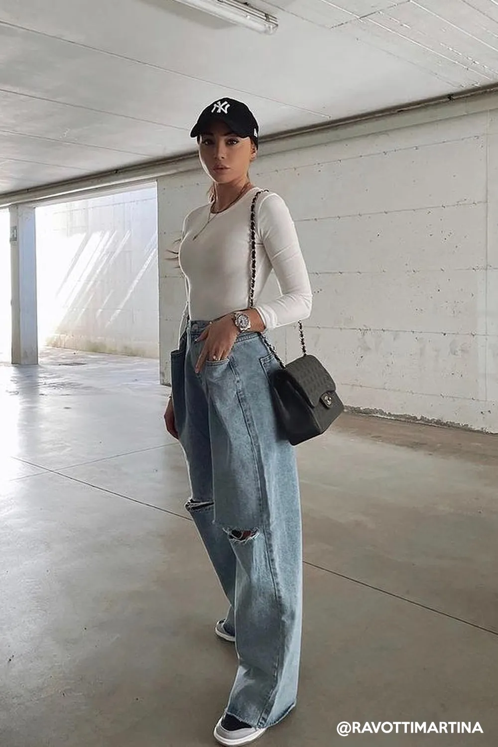 Vera Slash Cutout Jeans