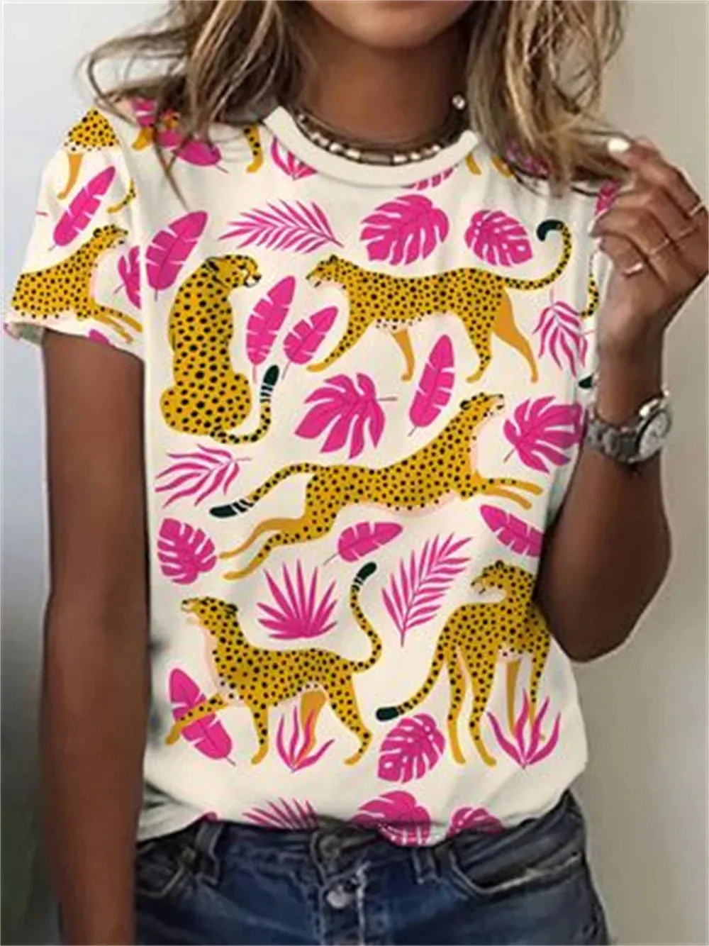 Vivienne | Women's shirt with animal print