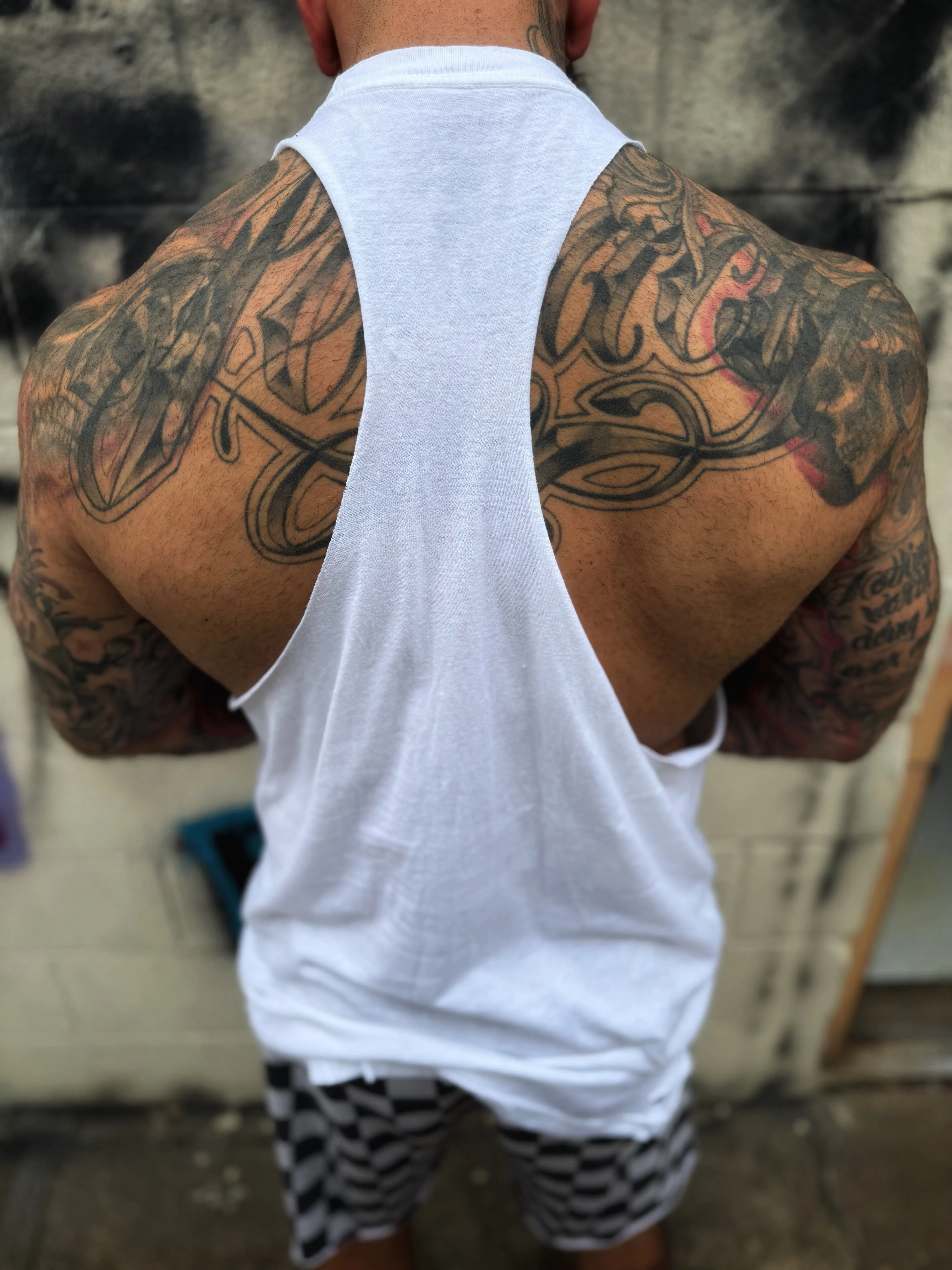 WHITE STRINGER 1.0