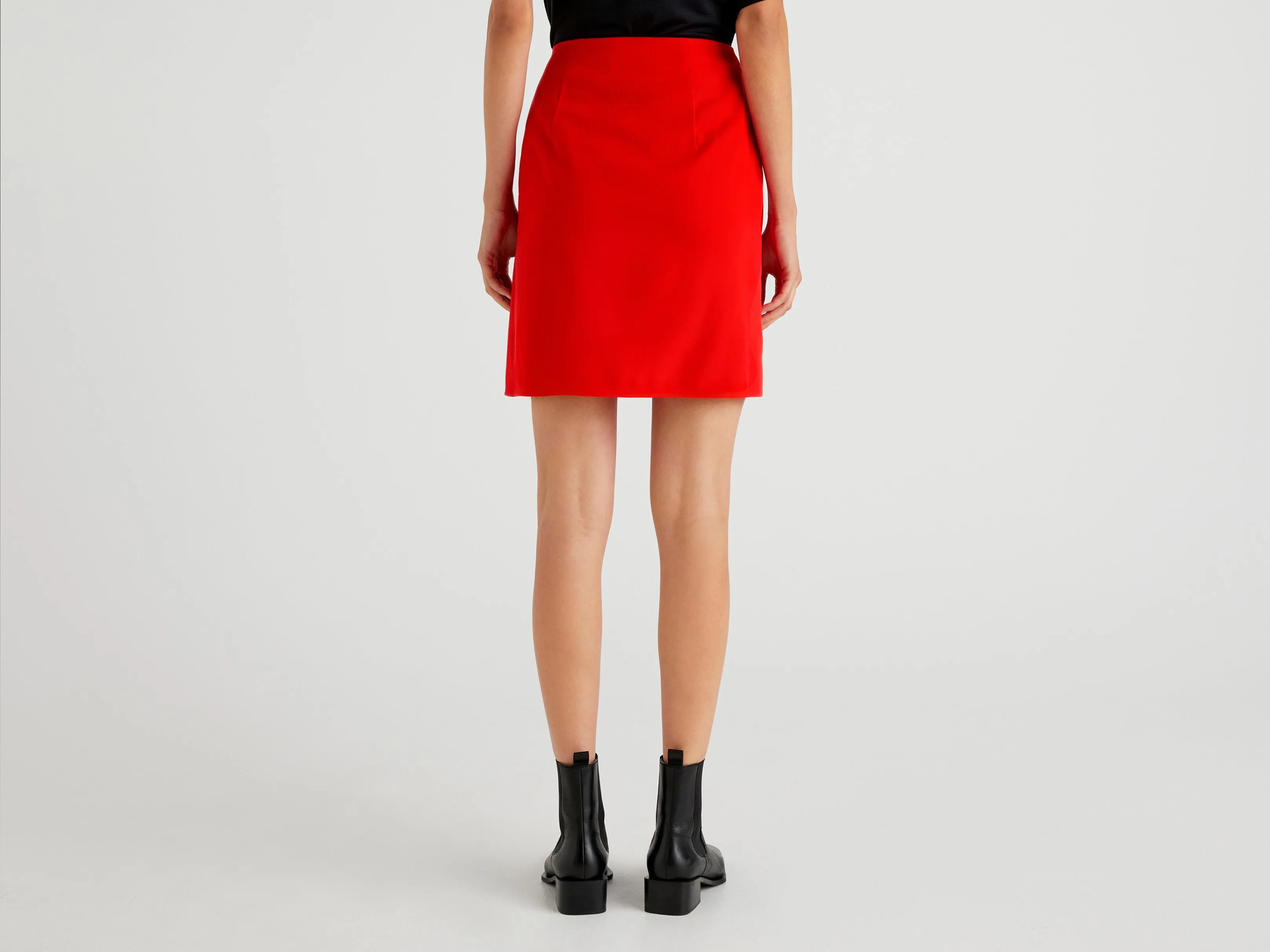 Women Solid Regular Fit Skirt