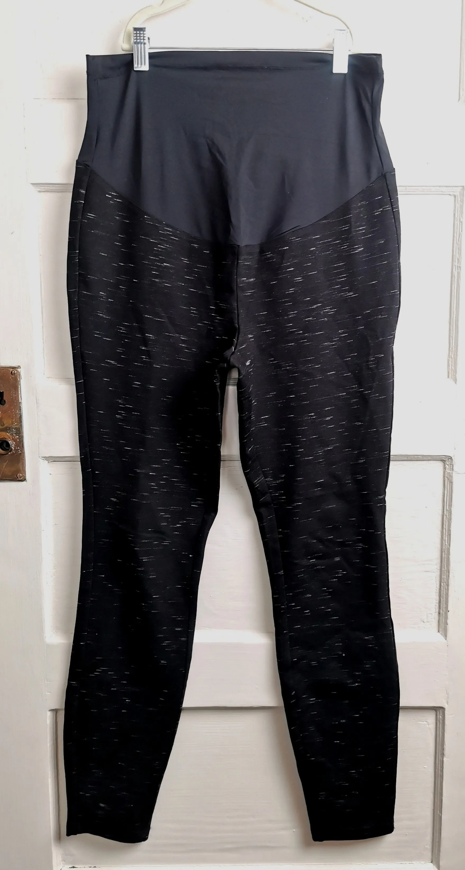 WOMENS SIZE MEDIUM - STORK & BABE, Thick Leggings, Full Belly Panel NWOT B5